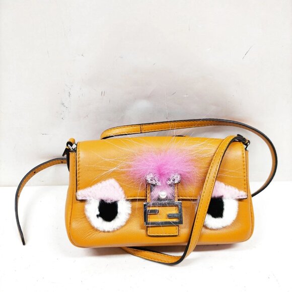 Fendi Micro Baguette Brown Leather Crossbody Bag mon750-101625 - Picture 1 of 16